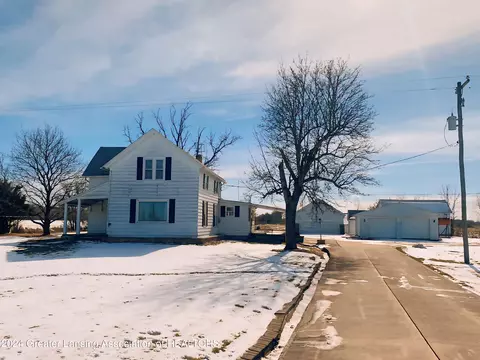 1701 W Wilkinson Rd, Owosso, MI 48867
