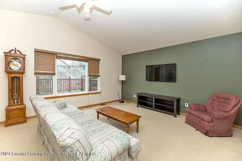 Bedroom - 13840 Clinton St, Bath, MI 48808 photo 1 of 6