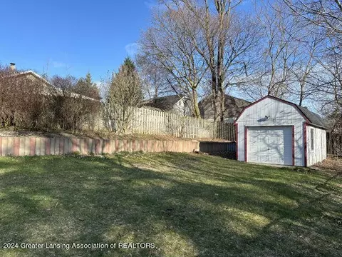 Exterior - 213 E Randolph St, Lansing, MI 48906 photo 9 of 10