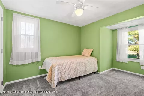 Bedroom - 842 Andover Dr, Dewitt, MI 48820 photo 3 of 6