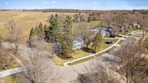 View/Area - 842 Andover Dr, Dewitt, MI 48820 photo 4 of 5