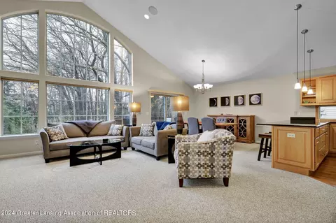 Living - 7841 Ashbrook Dr #88, Haslett, MI 48840 photo 2 of 6