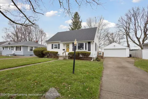 Exterior - 4519 Devonshire Ave, Lansing, MI 48910 photo 3 of 8