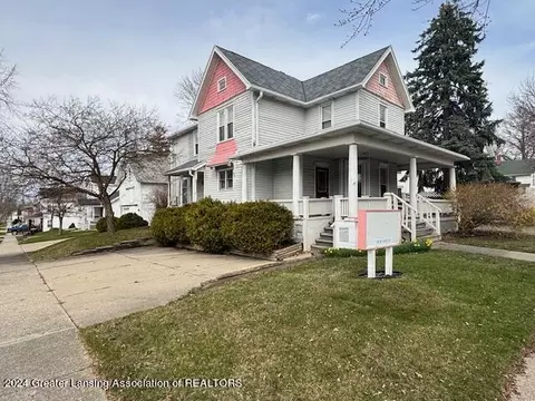210 W State St, Saint Johns, MI 48879