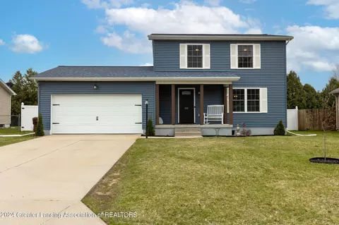 1121 Porter Dr, Charlotte, MI 48813