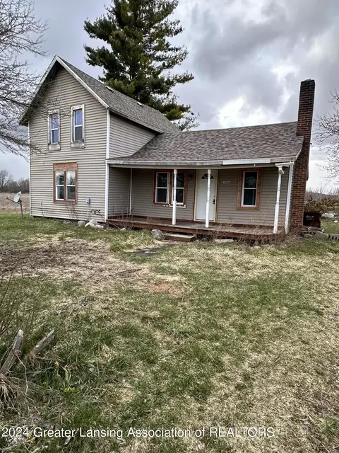 1506 Holt Rd, Mason, MI 48854