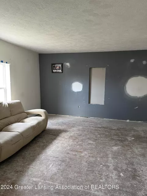 1506 Holt Rd, Mason, MI 48854 photo 3
