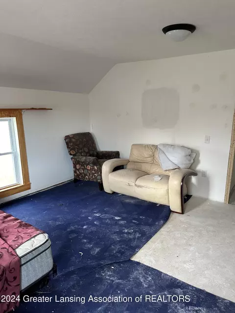 1506 Holt Rd, Mason, MI 48854 photo 6