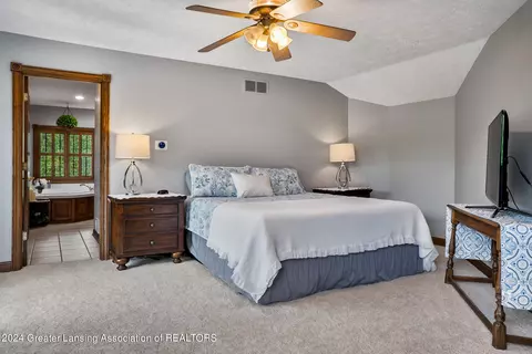 Bedroom - 11108 Eden Trl, Eagle, MI 48822 photo 2 of 13