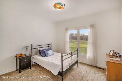 Bedroom - 4640 Hawk Hollow Dr, Bath, MI 48808 photo 6 of 6