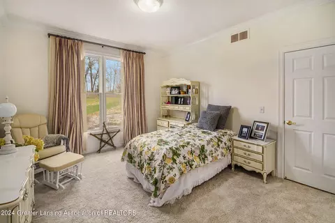 Bedroom - 4640 Hawk Hollow Dr, Bath, MI 48808 photo 2 of 6