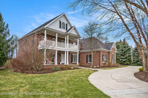 Exterior - 4640 Hawk Hollow Dr, Bath, MI 48808 photo 4 of 13