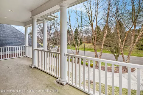 Exterior - 4640 Hawk Hollow Dr, Bath, MI 48808 photo 6 of 13