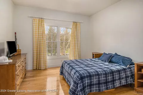 Bedroom - 4640 Hawk Hollow Dr, Bath, MI 48808 photo 5 of 6