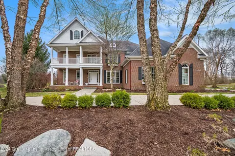 Exterior - 4640 Hawk Hollow Dr, Bath, MI 48808 photo 2 of 13