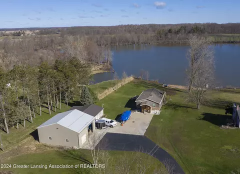 9427 Eaton Hwy, Mulliken, MI 48861