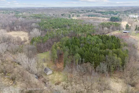 View/Area - 12684 Upton Rd, Bath, MI 48808 photo 7 of 10