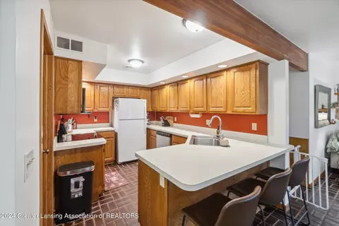 Kitchen - 12684 Upton Rd, Bath, MI 48808 photo 1 of 6