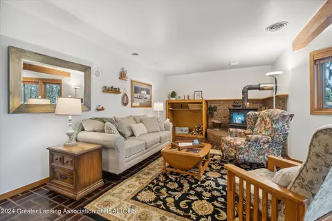 Living - 12684 Upton Rd, Bath, MI 48808 photo 2 of 5
