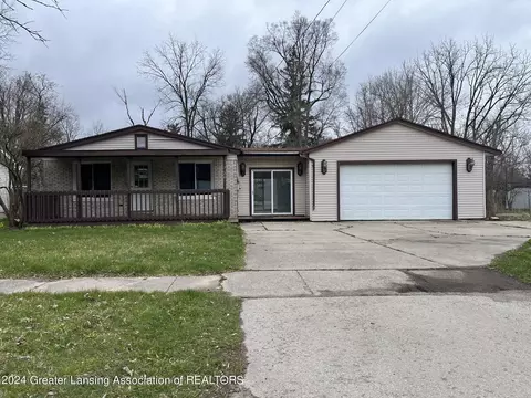 326 W Frederick Ave, Lansing, MI 48906