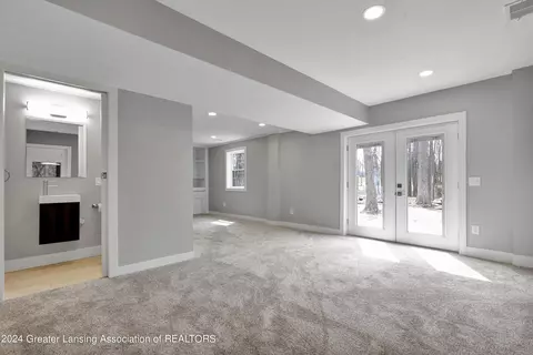 Living - 9450 E State Rd, Haslett, MI 48840 photo 3 of 5
