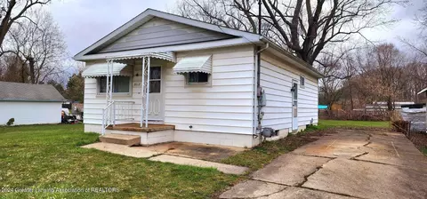 Exterior - 2012 Reo Rd, Lansing, MI 48910 photo 2 of 5