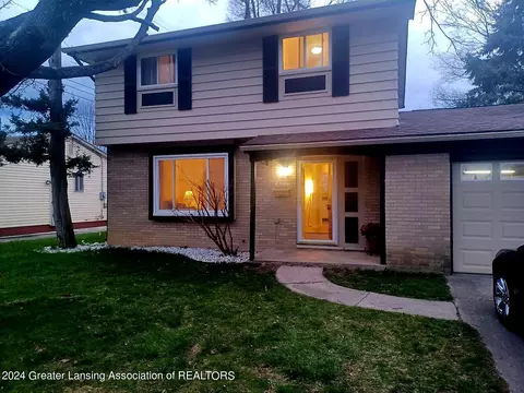 4006 Stillwell Ave, Lansing, MI 48911