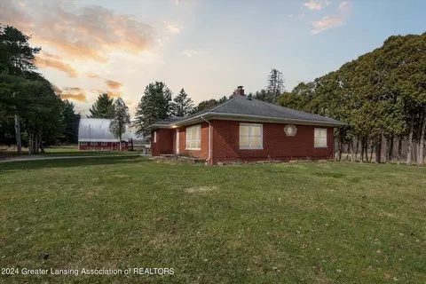4320 Ridley Rd, Leslie, MI 49251
