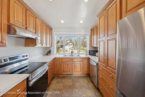 4101 Presidents Way, Dewitt, MI 48820 photo 9