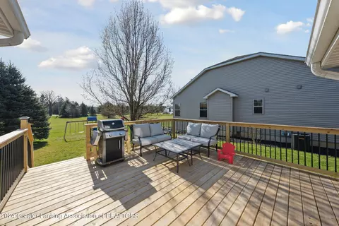 4101 Presidents Way, Dewitt, MI 48820 photo 3