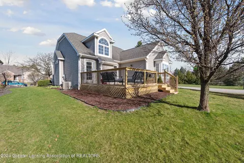 4101 Presidents Way, Dewitt, MI 48820 photo 4