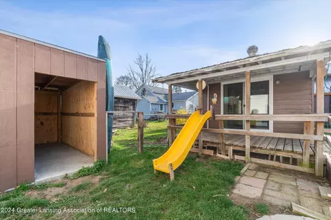 Exterior - 8105 N Welling Rd, Elsie, MI 48831 photo 10 of 13