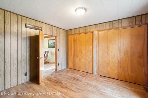 Bedroom - 8105 N Welling Rd, Elsie, MI 48831 photo 4 of 4