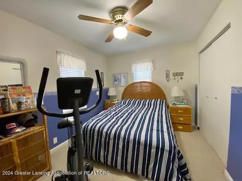 Bedroom - 4157 Ballantine Rd, Dewitt, MI 48820 photo 1 of 3