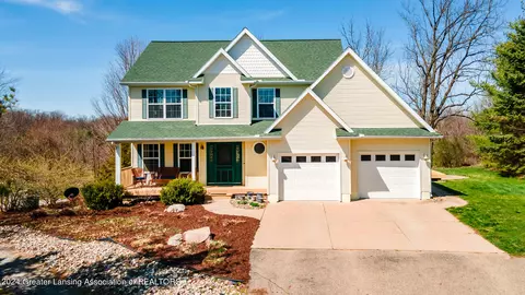 945 E Dansville Rd, Dansville, MI 48819