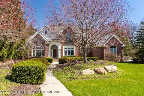 1365 Bridlewood Ln, Williamston, MI 48895