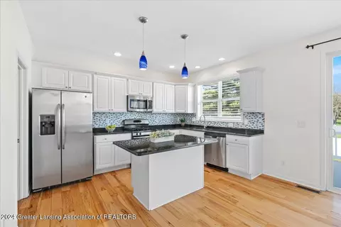 Kitchen - 2236 Wingrove Way, Dewitt, MI 48820 photo 1 of 4