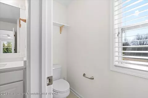 Bath - 2236 Wingrove Way, Dewitt, MI 48820 photo 6 of 6