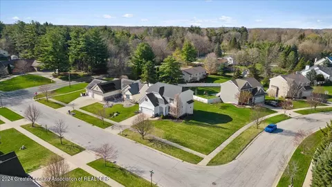 View/Area - 2236 Wingrove Way, Dewitt, MI 48820 photo 3 of 6