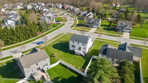 View/Area - 2236 Wingrove Way, Dewitt, MI 48820 photo 2 of 6