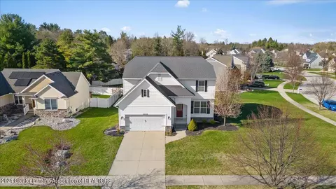 2236 Wingrove Way, Dewitt, MI 48820