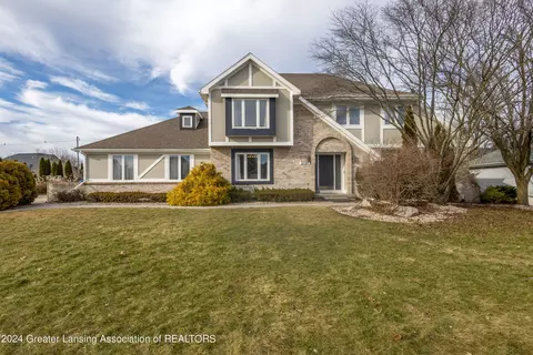 2131 Cheltingham Blvd, Lansing, MI 48917