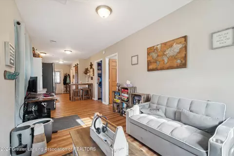 Living - 15486 Outer Dr, Bath, MI 48808 photo 4 of 4