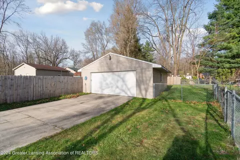 Exterior - 15486 Outer Dr, Bath, MI 48808 photo 6 of 9