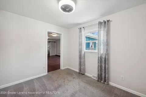 Bedroom - 2385 Pine Tree Rd, Holt, MI 48842 photo 4 of 4
