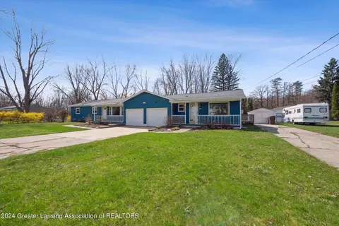 Exterior - 2385 Pine Tree Rd, Holt, MI 48842 photo 3 of 17