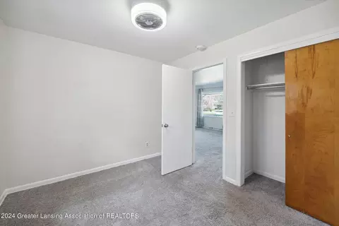 Bedroom - 2385 Pine Tree Rd, Holt, MI 48842 photo 3 of 4