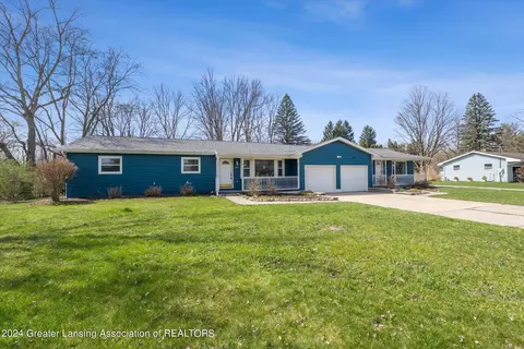 Exterior - 2385 Pine Tree Rd, Holt, MI 48842 photo 1 of 17