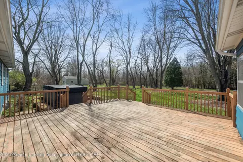 Exterior - 2385 Pine Tree Rd, Holt, MI 48842 photo 10 of 17