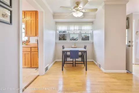 Dining - 3415 Upton Rd, Lansing, MI 48917 photo 2 of 2
